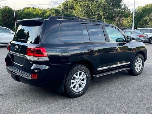 Used 2016 Toyota Land Cruiser AWD/4WD image 6