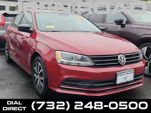 Used 2016 Volkswagen Jetta SE FWD image 1