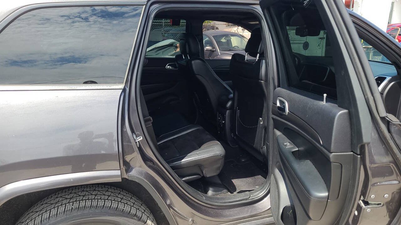 Used 2015 Jeep Grand Cherokee Altitude AWD/4WD image 13