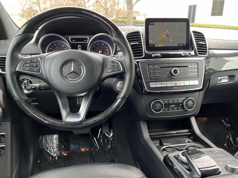 Used 2019 Mercedes-Benz GLS 450 4MATIC image 30