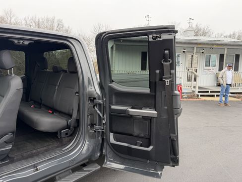 Used 2016 Ford F150 XLT w/ Equipment Group 301A Mid image 20