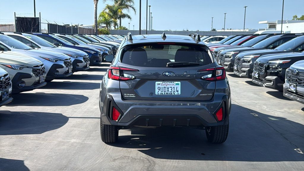 Certified 2025 Subaru Crosstrek 2.5i Premium AWD/4WD image 5
