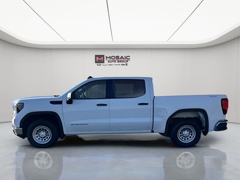 Used 2024 GMC Sierra 1500 Pro w/ Pro Value Package image 10