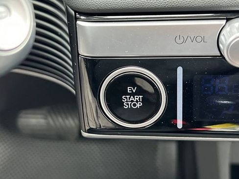 Certified 2024 Hyundai Ioniq 5 SEL AWD/4WD image 29