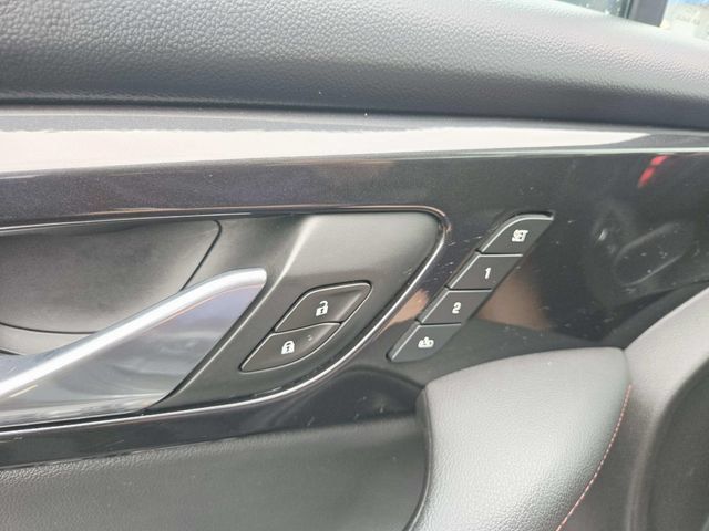 Used 2020 Chevrolet Blazer RS AWD/4WD image 32