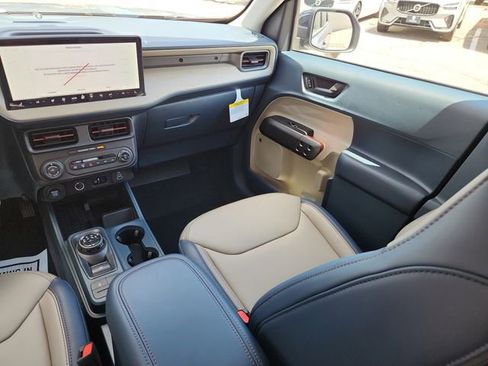 New 2025 Ford Maverick Lariat w/ 4K Tow Package image 12