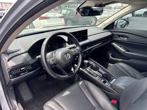 Used 2023 Honda Accord EX-L image 9