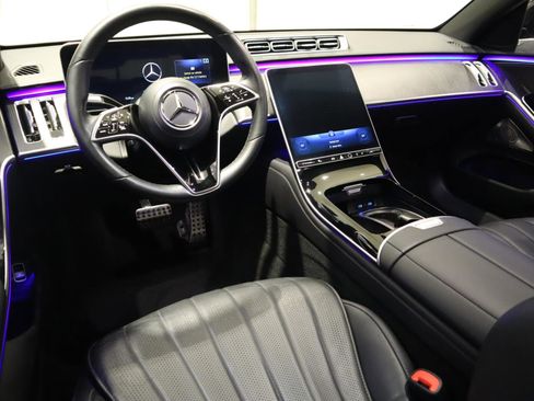 Used 2023 Mercedes-Benz S 580 4MATIC Sedan w/ AMG Line image 23