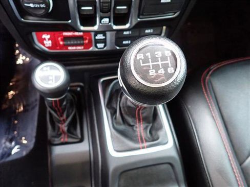 Used 2021 Jeep Wrangler Unlimited Rubicon image 16