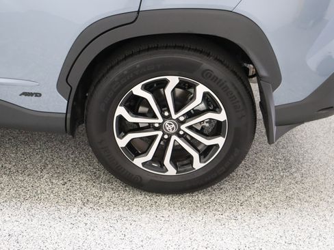 Used 2023 Toyota Corolla Cross AWD Hybrid image 10