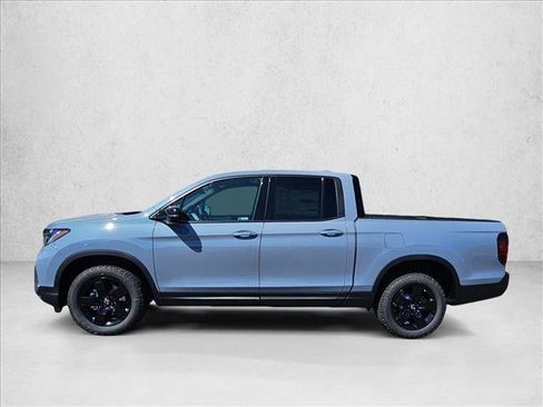 New 2026 Honda Ridgeline Black Edition image 2