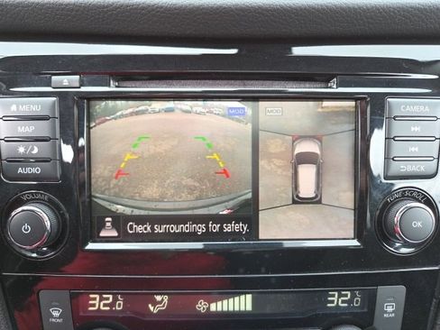 Used 2020 Nissan Rogue SV image 14