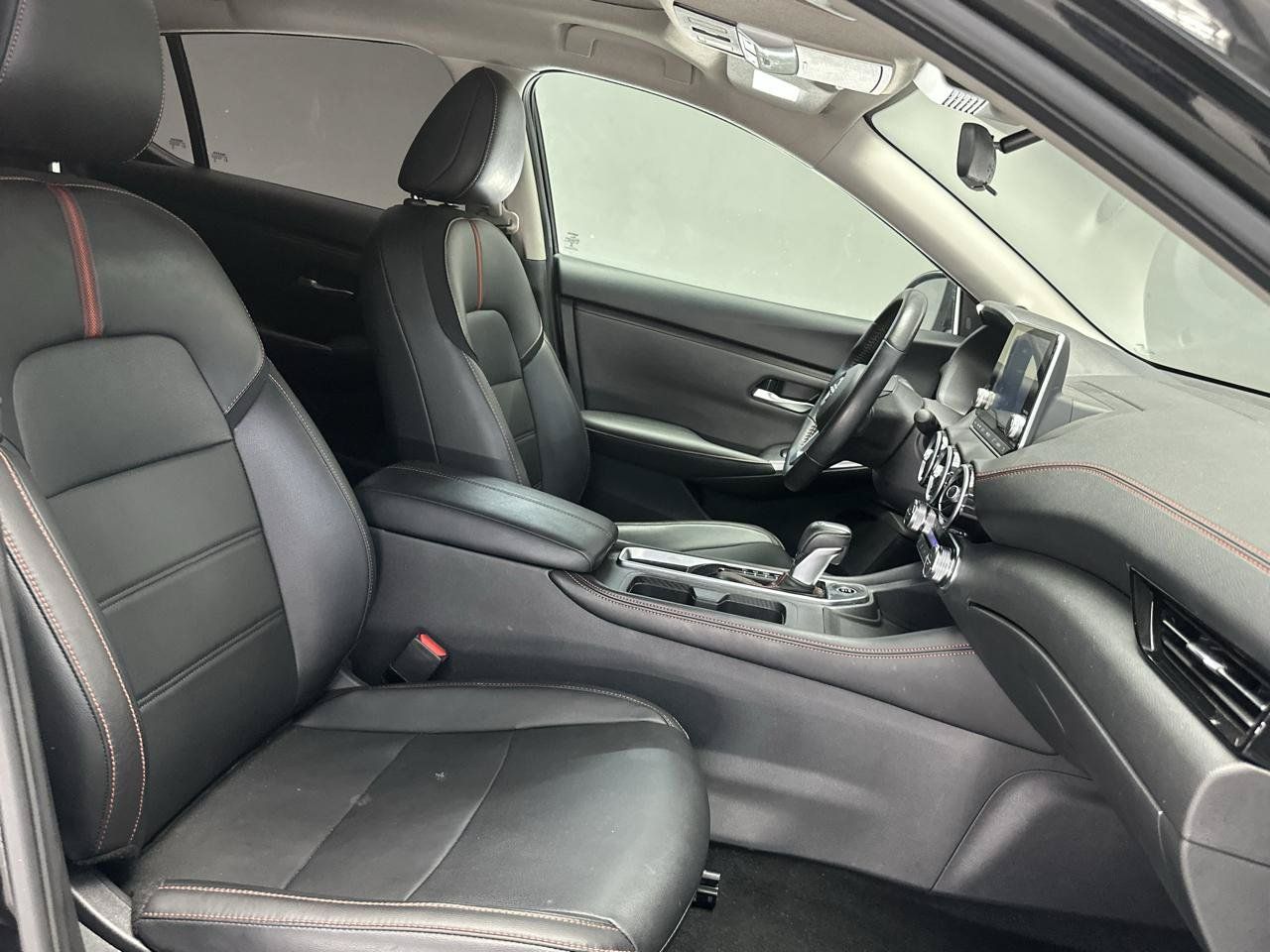 Used 2024 Nissan Sentra SR w/ SR Premium Package FWD image 10