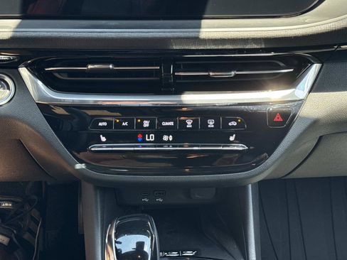 Used 2024 Buick Envista Avenir FWD image 25
