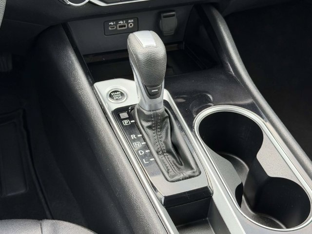 Used 2024 Nissan Altima 2.5 SV FWD image 21