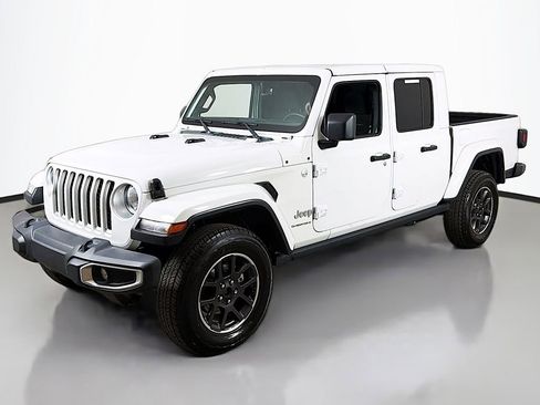 Used 2023 Jeep Gladiator Overland image 5