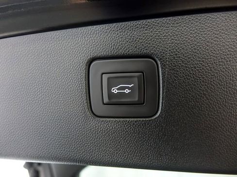 Certified 2024 Buick Envista Sport Touring w/ Convenience I Package FWD image 28