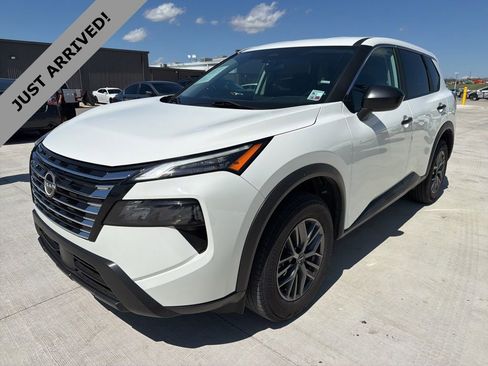 Certified 2024 Nissan Rogue S image 1