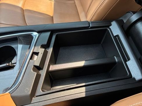 Used 2019 Buick Enclave Premium w/ Experience Buick Package FWD image 25