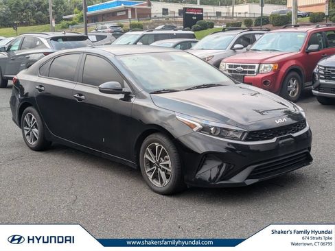 Used 2024 Kia Forte LXS FWD image 1