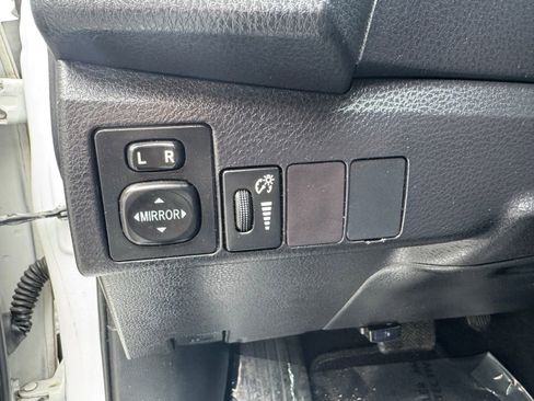 Used 2015 Toyota Corolla S FWD image 12
