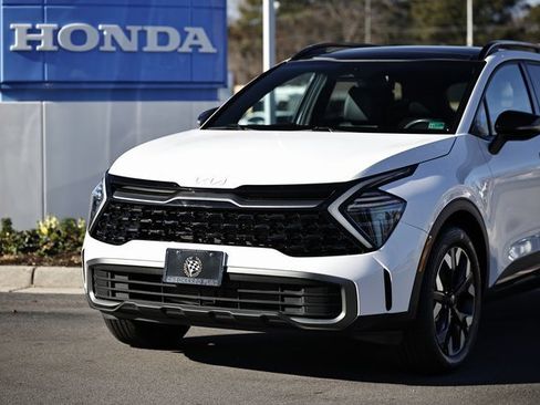 Used 2024 Kia Sportage X-Line w/ X-Line Premium Package image 2