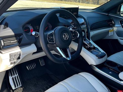 Used 2025 Acura RDX AWD w/ A-Spec & Advance Pkg image 8