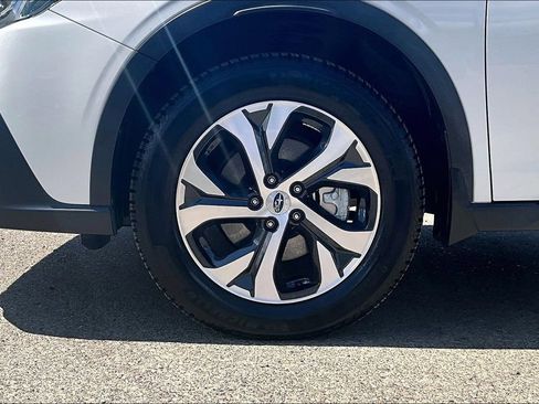 Used 2020 Subaru Outback Touring XT AWD/4WD image 12