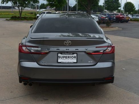 Used 2025 Toyota Camry SE FWD image 6