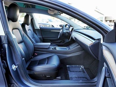 Used 2023 Tesla Model 3 Standard Range RWD image 11