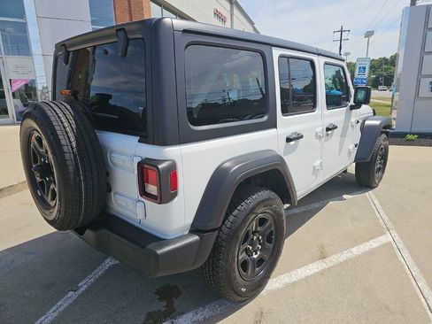 Used 2023 Jeep Wrangler Unlimited Sport AWD/4WD image 11
