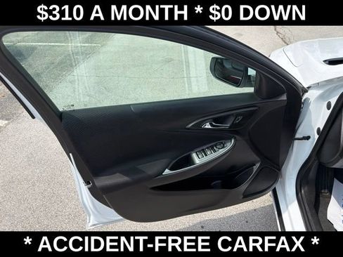 Used 2024 Chevrolet Malibu LT w/ Sport Edition FWD image 12