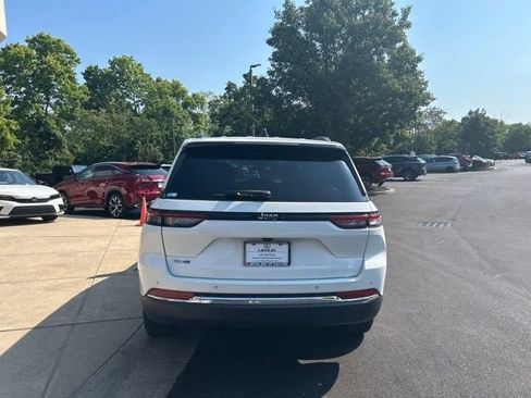 Used 2022 Jeep Grand Cherokee Limited 4xe AWD/4WD image 6
