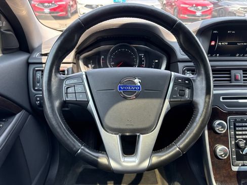 Used 2016 Volvo XC70 T5 Premier w/ Proximity Package AWD/4WD image 17
