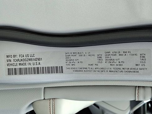 Used 2021 Jeep Grand Cherokee L Overland w/ Luxury Tech Group IV AWD/4WD image 31