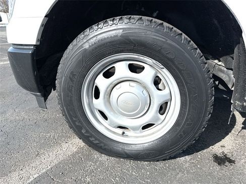 Used 2021 Ford F150 XL image 10