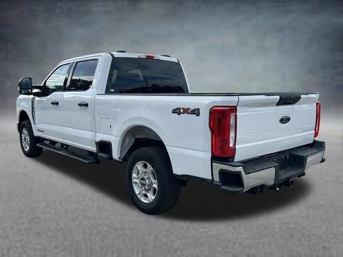 Used 2025 Ford F250 XLT AWD/4WD image 8
