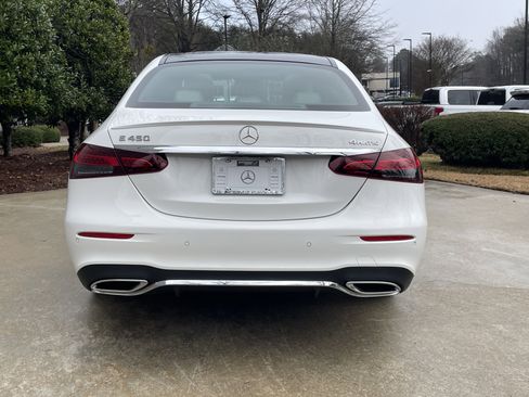 Certified 2022 Mercedes-Benz E 450 4MATIC Sedan image 7