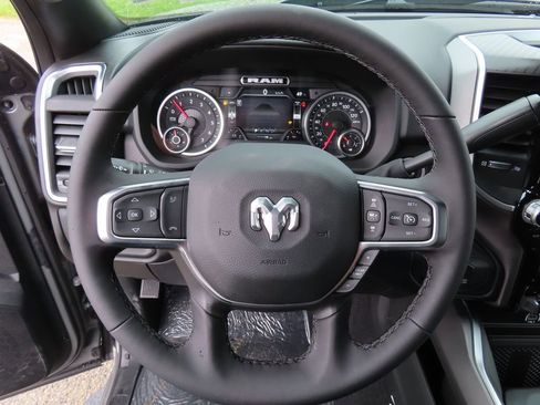 New 2026 RAM 2500 Big Horn AWD/4WD image 4