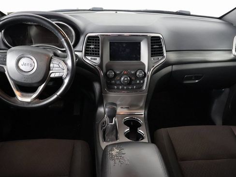 Used 2021 Jeep Grand Cherokee Laredo RWD image 7
