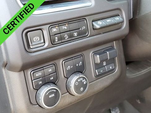 Certified 2022 Chevrolet Suburban Premier w/ Premium Package image 36
