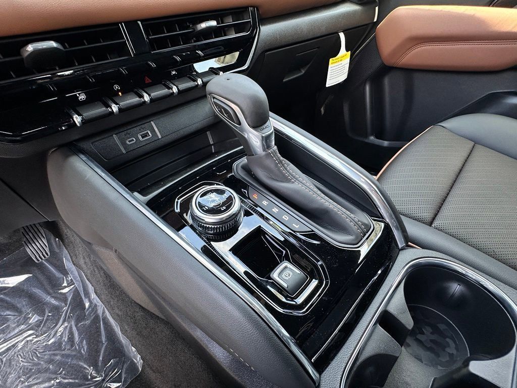 New 2026 GMC Canyon AT4 AWD/4WD image 30