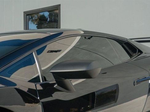 Used 2021 Lamborghini Huracan STO image 31