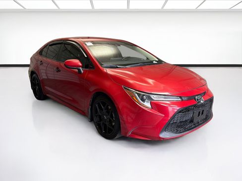 Used 2020 Toyota Corolla LE w/ Carpet Mat Package (TMS) FWD image 3