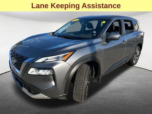 Used 2023 Nissan Rogue SV image 5