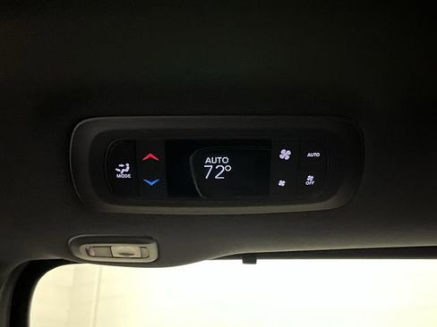 New 2026 Chrysler Pacifica Limited w/ S Appearance Package image 34