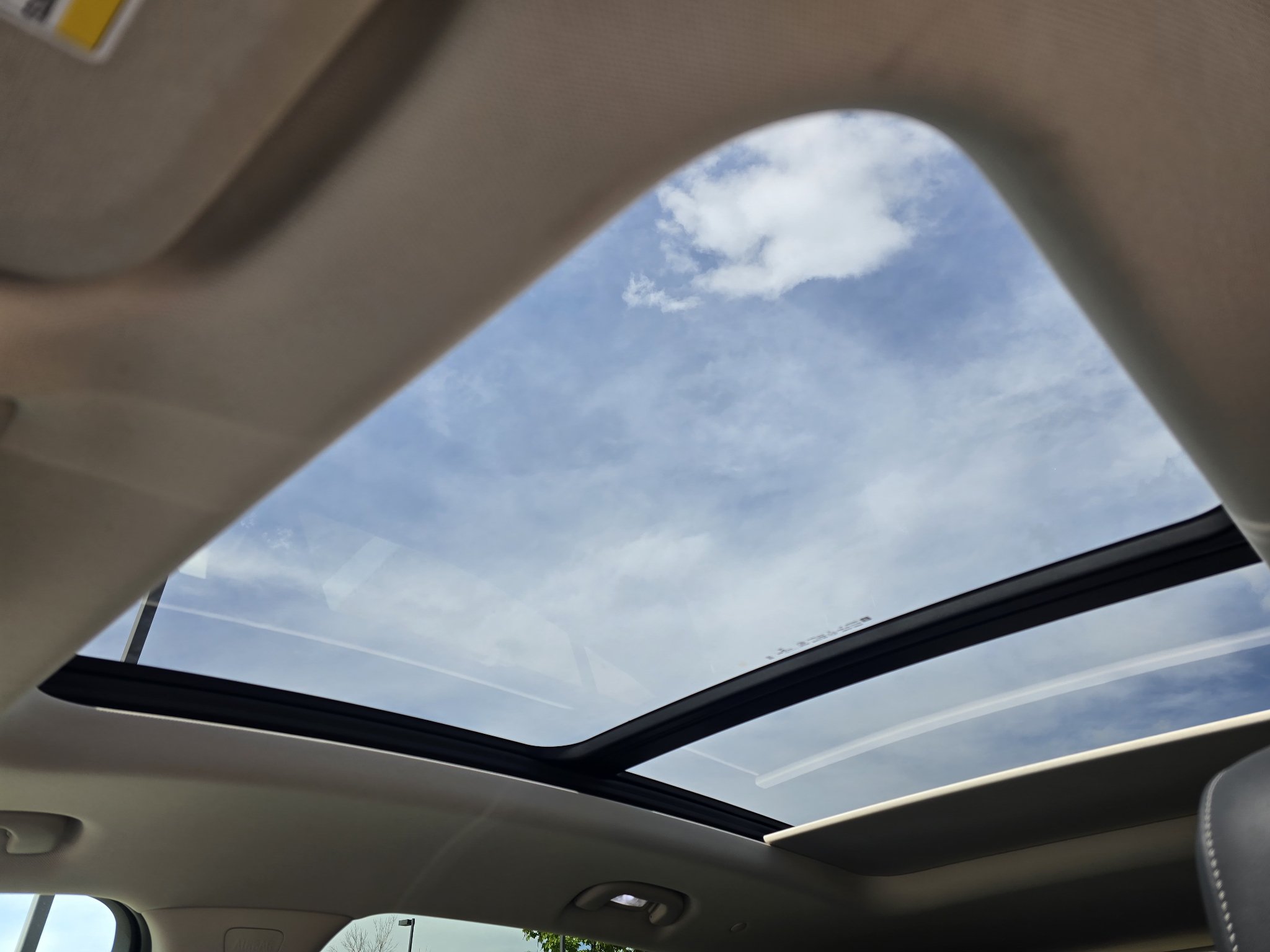 Used 2021 Buick Envision Avenir FWD image 23