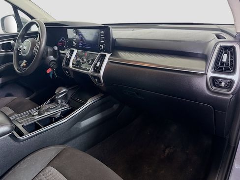 Used 2021 Kia Sorento LX FWD image 29