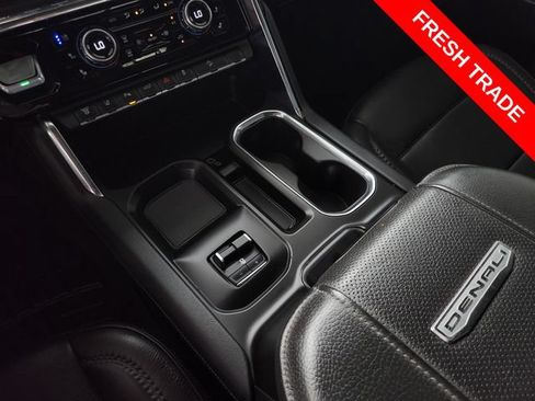 Used 2024 GMC Sierra 2500 Denali w/ Denali Reserve Package AWD/4WD image 17