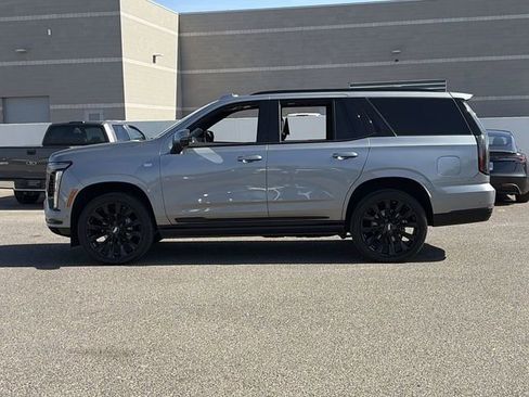 Used 2025 Cadillac Escalade Sport Platinum w/ LPO, ONYX Package AWD/4WD image 10